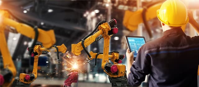 在生产环境中机器人手臂